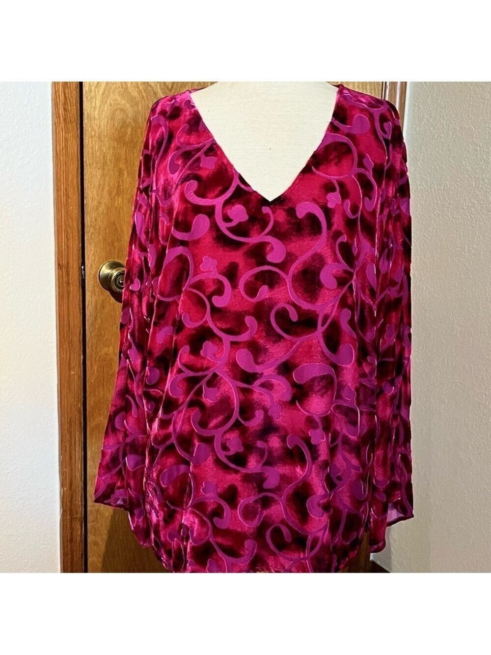 Silk Assets DVF Diane Von Furstenberg Pink and Red cutout velvet whimsigoth 90s
